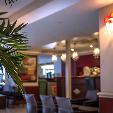 Otel Jeanne D'arc Lourdes