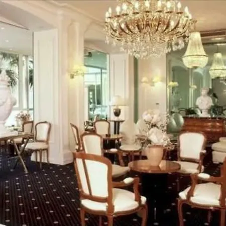 Jeanne D'arc Otel Lourdes