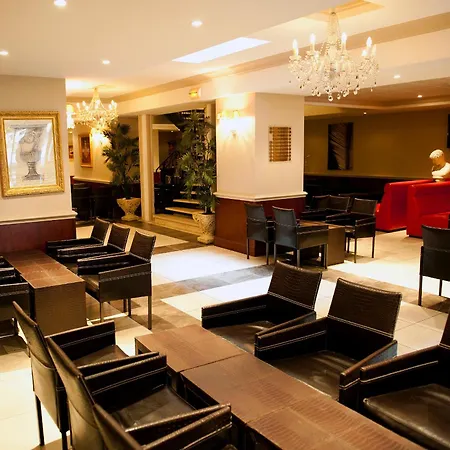 Jeanne D'arc Hotel