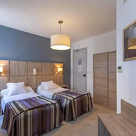 Jeanne D'arc Hotel