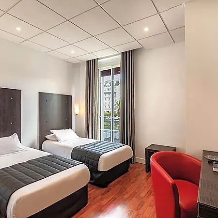 Jeanne D'arc Hotel