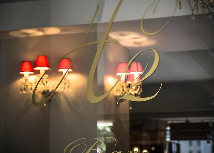 Hotel Jeanne D'arc Lourdes