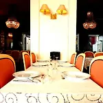 Hotel Jeanne D'arc Lourdes
