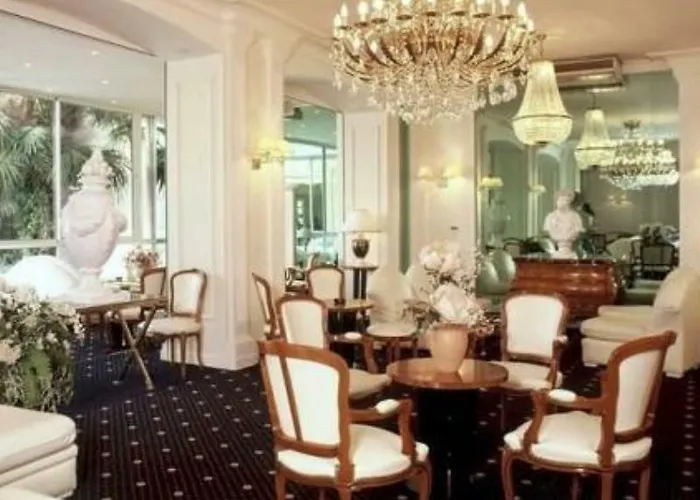 Jeanne D'arc Hotel Lourdes