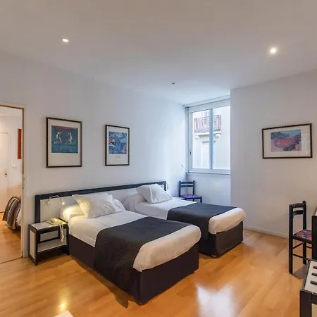 Hotel Jeanne D'arc Lourdes